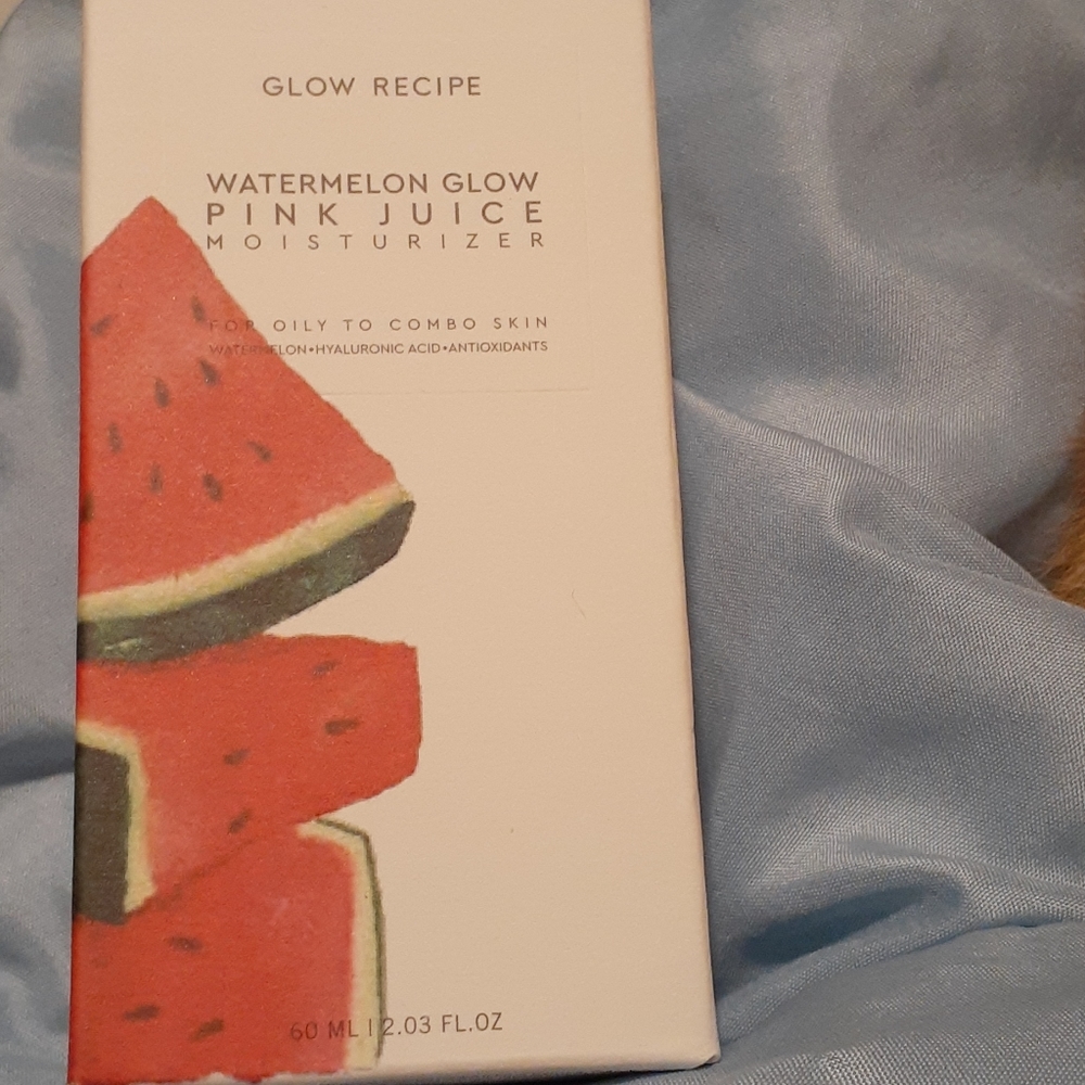 Glow recipe watermelon glow pink juice moisturizer